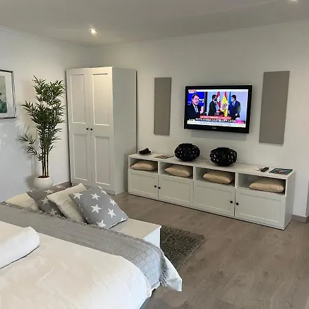 Malibu Ocean Вилла Санта-Крус-де-Тенерифе